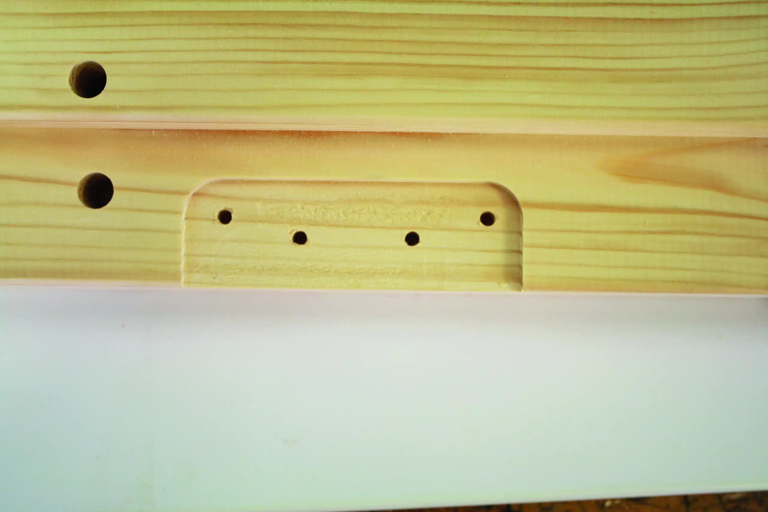 Example of milling for a hinge in a door frame