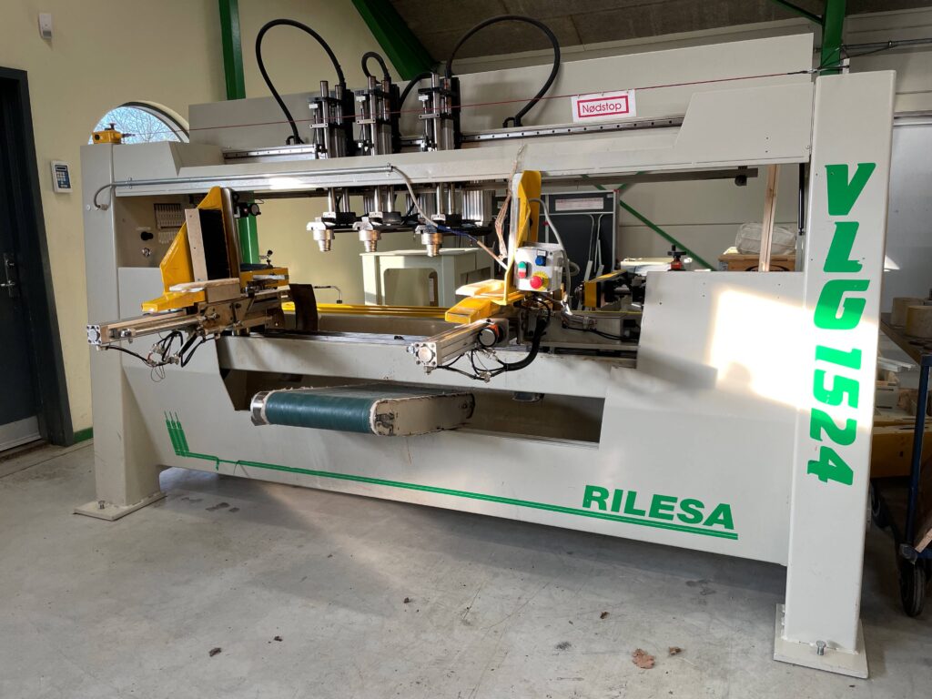 VLG 1524 machine (1)